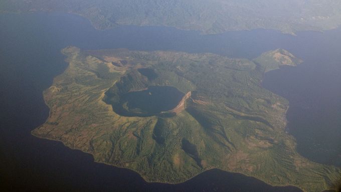 Taal Volcano in more peaceful times. (Wikipedia)